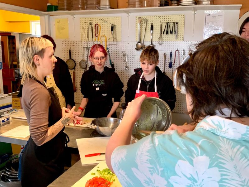 HG10 Kitchen.jpg